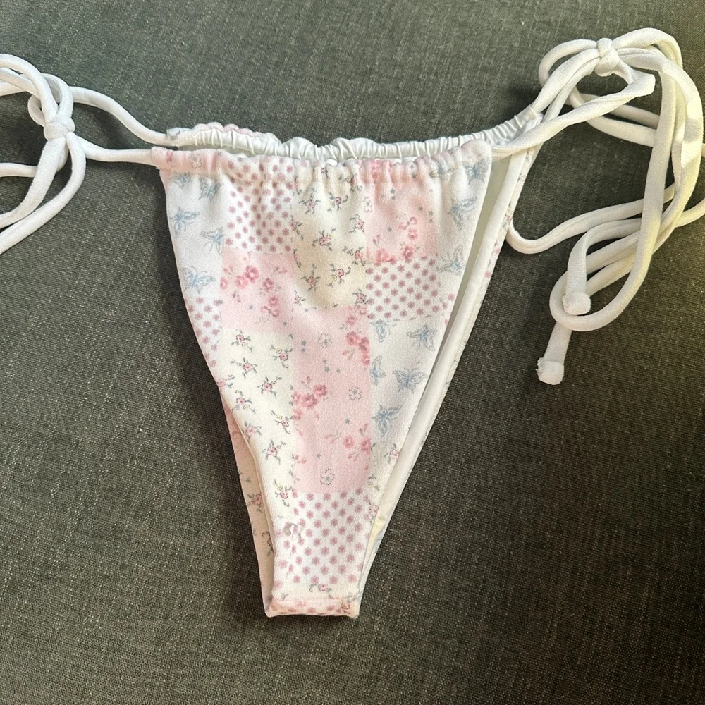 Frankie's Bikinis x Sydney Sweeney Elisa Bikini Top and Tia Bikini Bottom Set